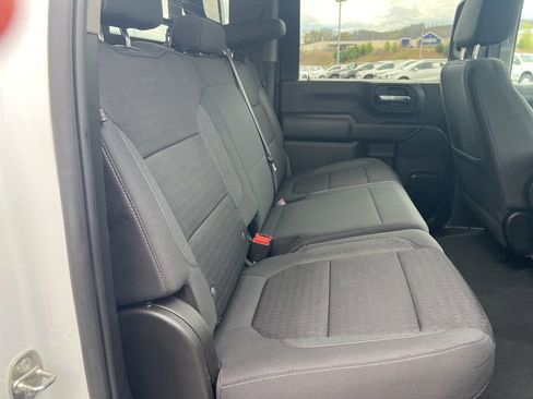 Used 2023 Chevrolet Silverado 2500 LT image 8