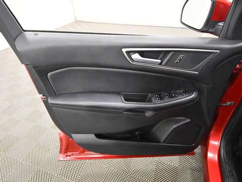 Used 2024 Ford Edge SEL AWD/4WD image 13