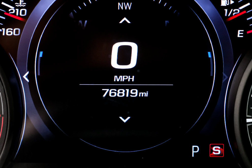 Used 2019 Chevrolet Camaro SS RWD image 19