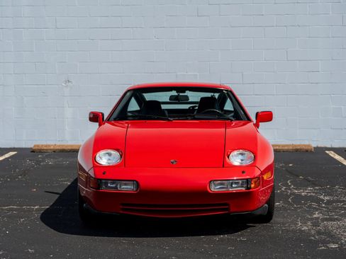 Used 1987 Porsche 928 S4 image 7