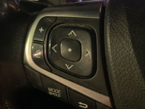 Used 2015 Toyota Camry SE image 14