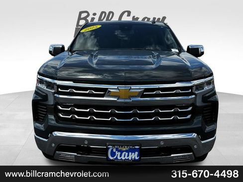 Used 2025 Chevrolet Silverado 1500 LTZ AWD/4WD image 39