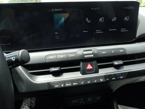 Used 2025 Kia K4 FWD image 14