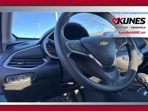 Used 2024 Chevrolet Malibu LT image 12