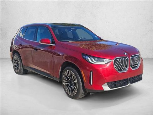 Used 2025 BMW X3 xDrive30i w/ Premium Package AWD/4WD image 3