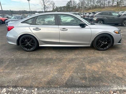 Used 2024 Honda Civic Sport image 17