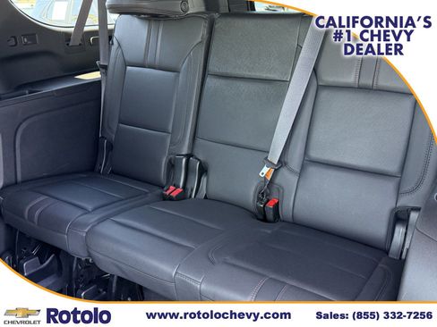 Used 2023 Chevrolet Suburban RST w/ Luxury Package RWD image 13