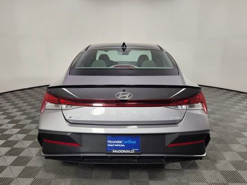 Certified 2025 Hyundai Sonata SEL AWD/4WD image 4