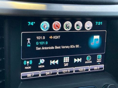 Used 2018 GMC Acadia SLT w/ LPO, Floor Liner Package image 18