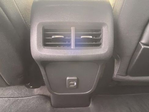 Used 2020 GMC Terrain SLE w/ Driver Convenience Package image 11