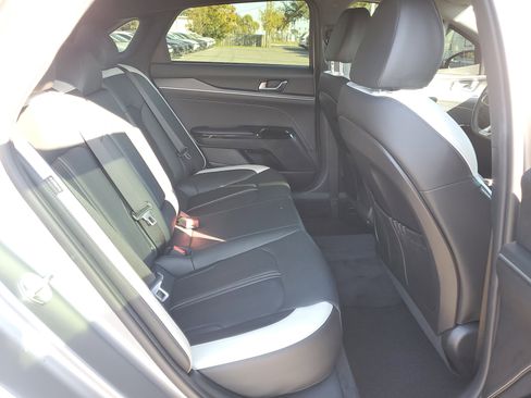 Used 2025 Kia K5 GT-Line image 12