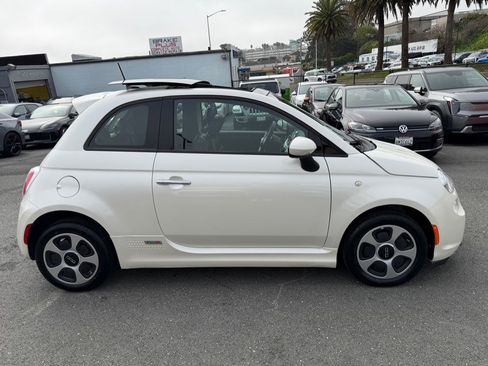 Used 2018 FIAT 500 e image 4