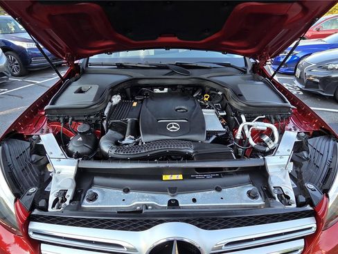 Used 2017 Mercedes-Benz GLC 300 4MATIC image 10