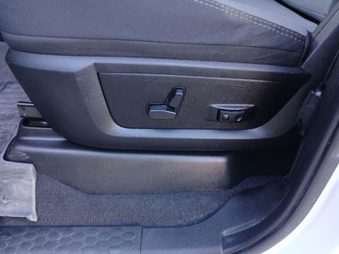 Used 2024 RAM 2500 Big Horn w/ Off Road Package image 32