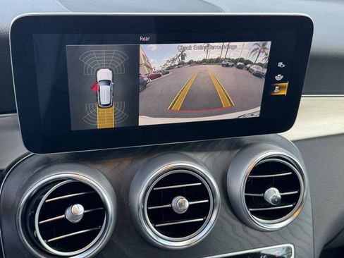 Used 2022 Mercedes-Benz GLC 300 image 22