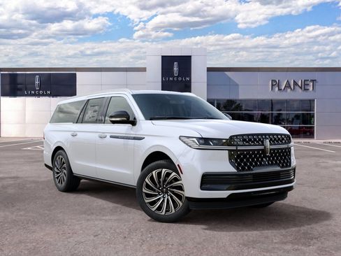 New 2027 Lincoln Navigator L Black Label AWD/4WD image 4