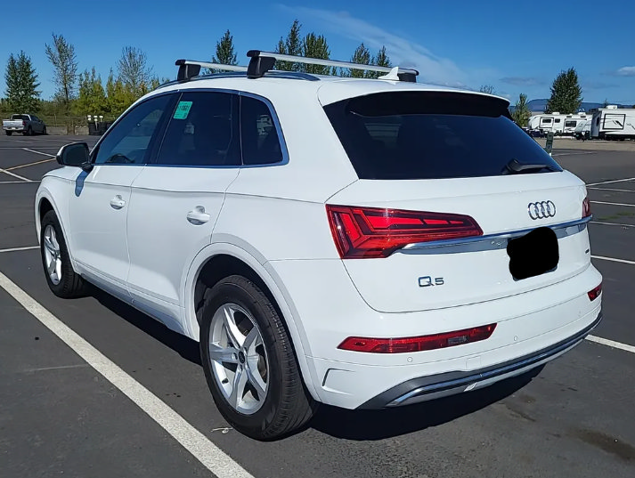 Used 2024 Audi Q5 2.0T Premium AWD/4WD image 2