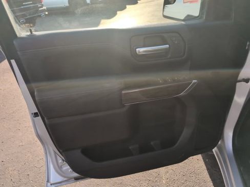 Used 2020 Chevrolet Silverado 1500 LT image 15