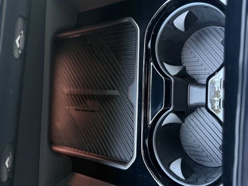 Used 2025 BMW 530i image 18