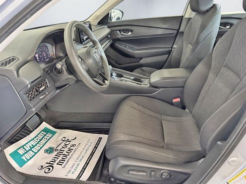 Used 2023 Honda Accord EX image 14