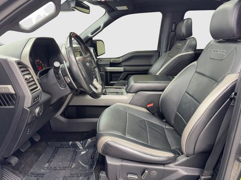 Used 2018 Ford F150 Raptor w/ Equipment Group 802A Luxury AWD/4WD image 17