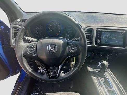 Used 2021 Honda HR-V Sport image 10