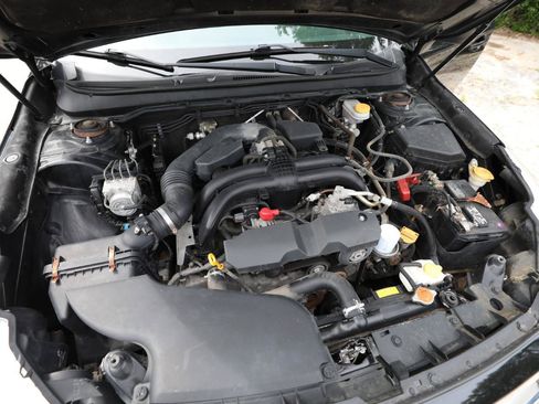 Used 2015 Subaru Legacy 2.5i Premium AWD/4WD image 25