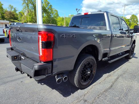Used 2024 Ford F250 Lariat w/ Lariat Ultimate Package image 9