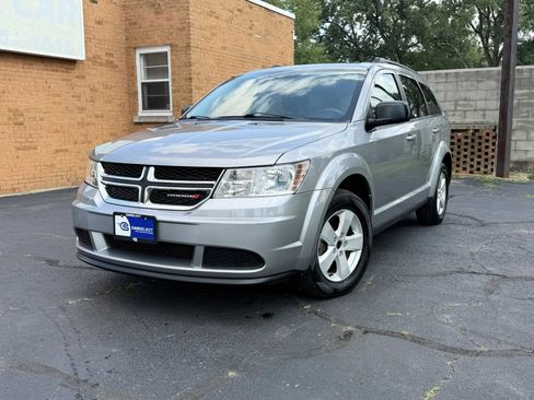 Used 2016 Dodge Journey SE w/ Flexible Seating Group FWD image 2