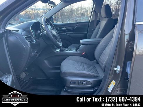 Used 2023 Chevrolet Equinox LT image 18