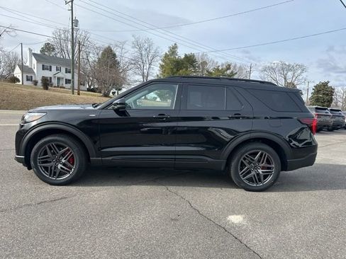 New 2026 Ford Explorer ST-Line w/ ST-Line Street Pack image 21