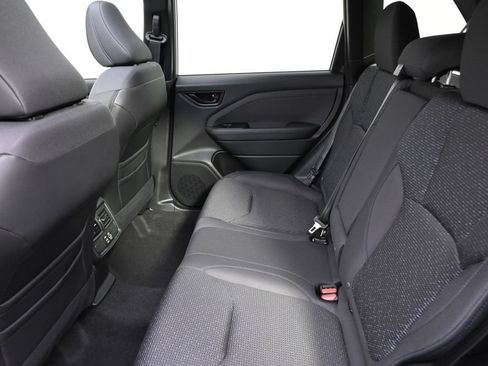 Certified 2025 Subaru Forester Premium AWD/4WD image 21
