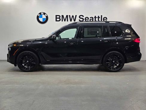 New 2026 BMW X7 xDrive40i w/ Executive Package image 3