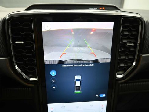 Used 2024 Ford Ranger XLT w/ Equipment Group 301A High image 21