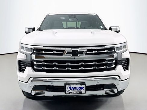 Used 2023 Chevrolet Silverado 1500 LTZ w/ Technology Package image 2