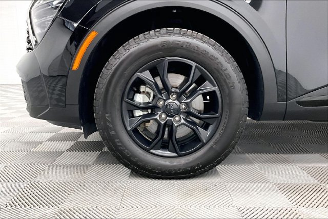 Used 2025 Kia Sportage X-Pro AWD/4WD image 10