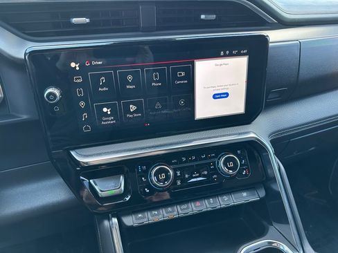 Used 2023 GMC Sierra 1500 Denali w/ Denali Reserve Package AWD/4WD image 24