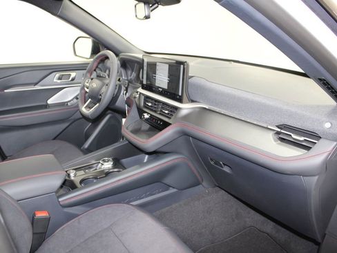 New 2026 Ford Explorer ST w/ Sun And Sound Package image 29