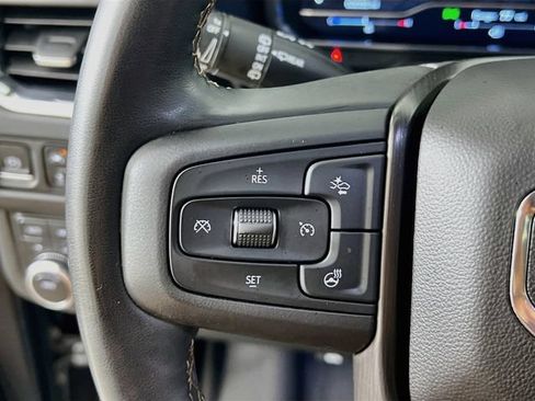 Used 2023 GMC Yukon AT4 w/ AT4 Premium Package AWD/4WD image 13