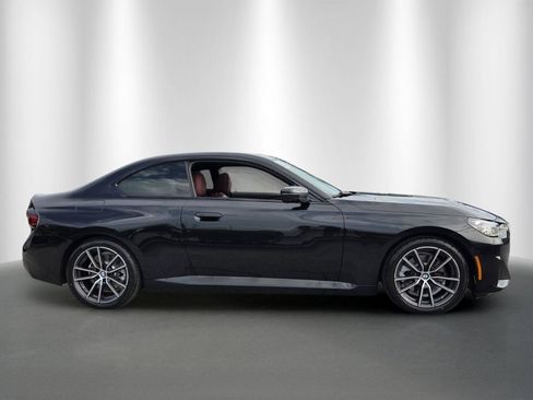 Used 2025 BMW 230i Coupe RWD image 8