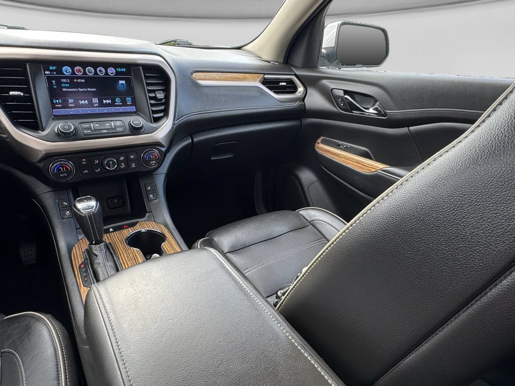 Used 2019 GMC Acadia Denali w/ Technology Package AWD/4WD image 24