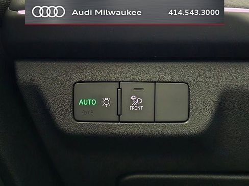 New 2026 Audi Q3 quattro 2.0T AWD/4WD image 37