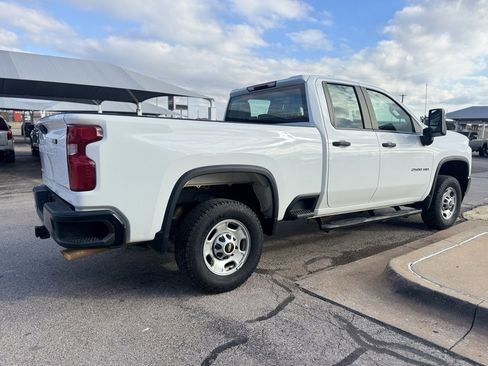 Used 2022 Chevrolet Silverado 2500 W/T w/ WT Fleet Convenience Package image 4