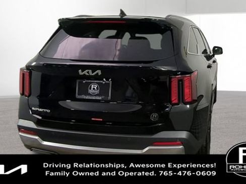 New 2026 Kia Sorento S w/ S Panoramic Sunroof Package FWD image 9