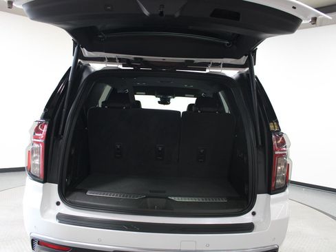 Used 2024 Chevrolet Tahoe High Country image 13