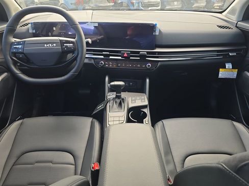 New 2026 Kia Sportage SX FWD image 13