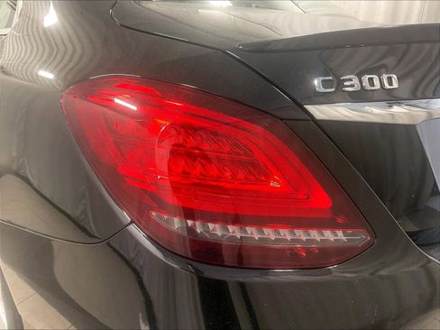 Used 2020 Mercedes-Benz C 300 4MATIC Sedan image 34