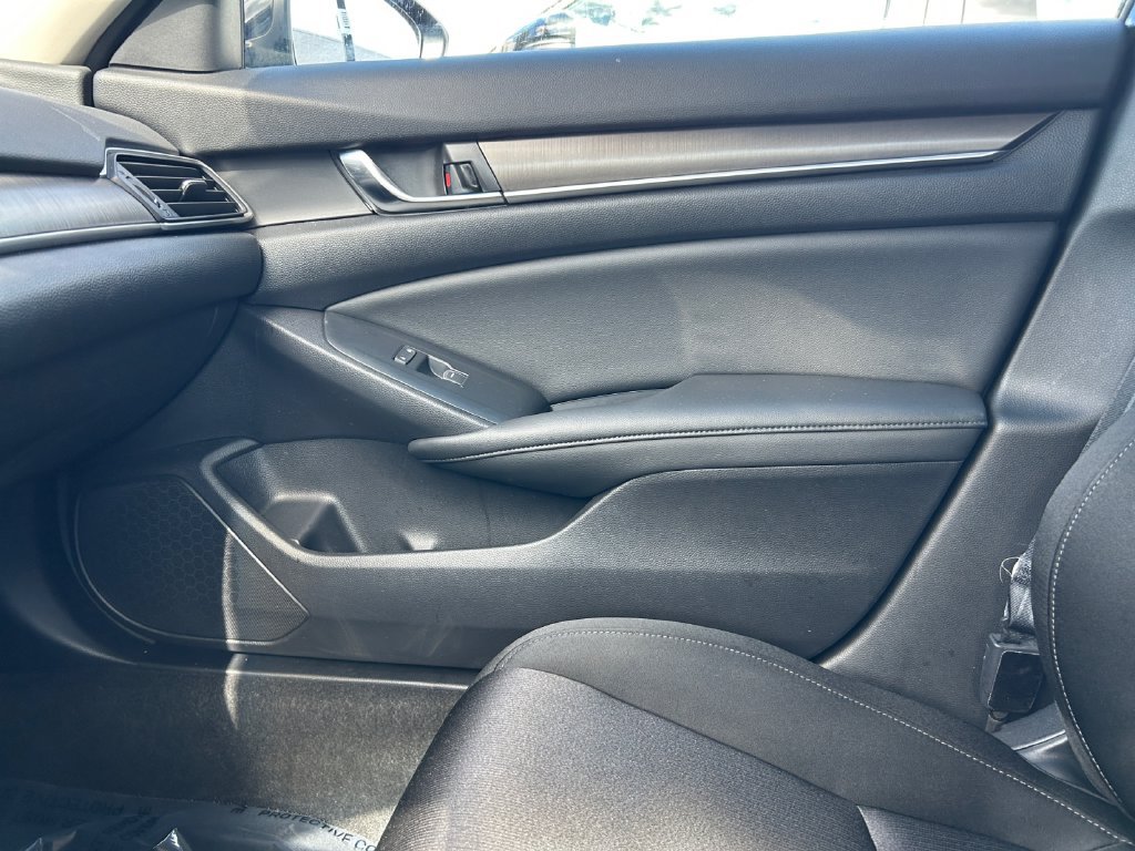 Used 2020 Honda Accord LX image 29