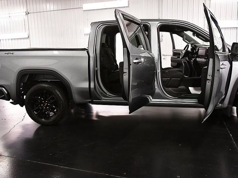 Used 2023 GMC Sierra 1500 Elevation image 32