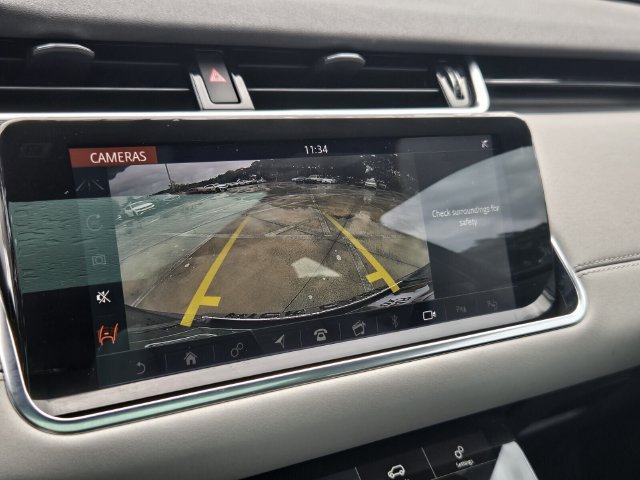 Used 2020 Land Rover Range Rover Evoque SE AWD/4WD image 25
